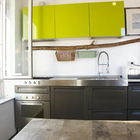 Beachbar In Appartement