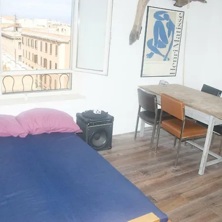 Apartment Beachbar In Rome